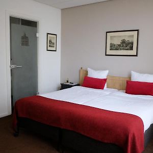 Economy Zimmer mit zwei Einzelbetten
